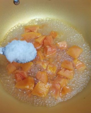 第3步(木瓜糖水的做法)