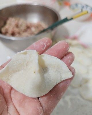 第12步(香菇猪肉馅饺子的做法)