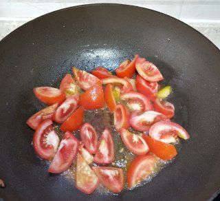 第5步(牛肉烩番茄的做法)
