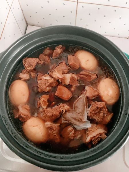 第1步(咖喱土豆炖牛肉的做法)