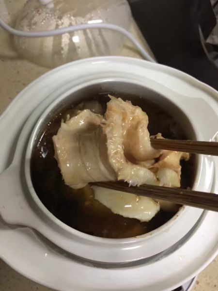 第4步(【小森媽媽菜譜】花膠高麗參燉乳鴿(附帶水泡花膠方法)的做法)