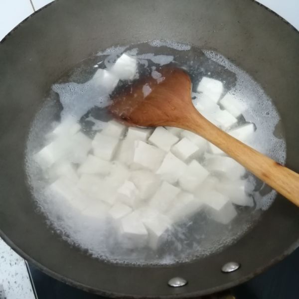第3步(肉沫麻婆豆腐的做法)