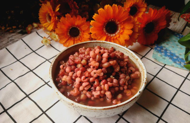 红豆薏仁粥成品图