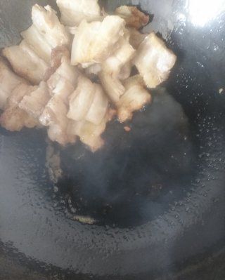 第7步(蒜苗回锅肉的做法)