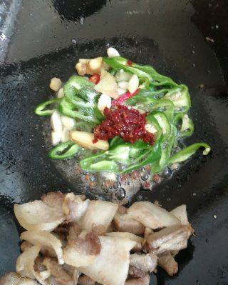 第7步(麻辣回锅肉的做法)