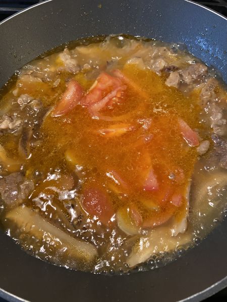 第5步(西红柿土豆炖牛肉的做法)