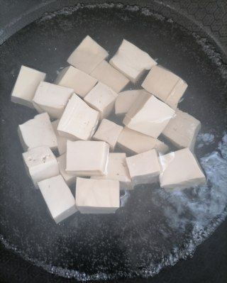 第1步(家常豆腐的做法)
