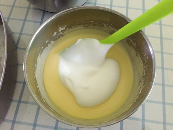 第8步(日式轻乳酪蛋糕的做法)
