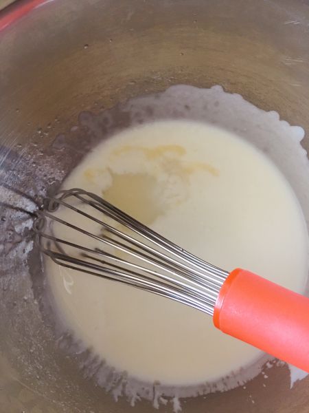 第2步(酸奶仿乳酪蛋糕的做法)