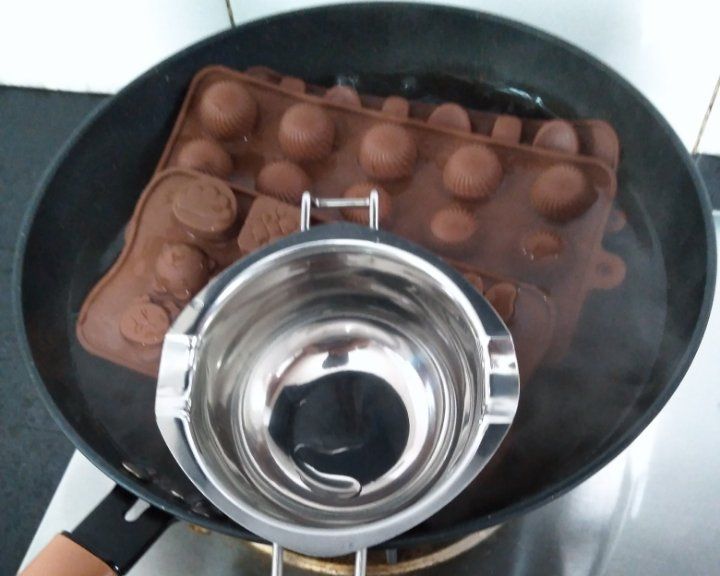 第2步(自制黑巧克力的做法)