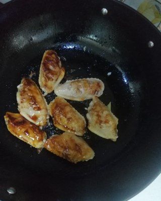 第6步(简单甜糯的土豆炖鸡翅的做法)