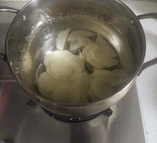 第5步(凉拌土豆片的做法)