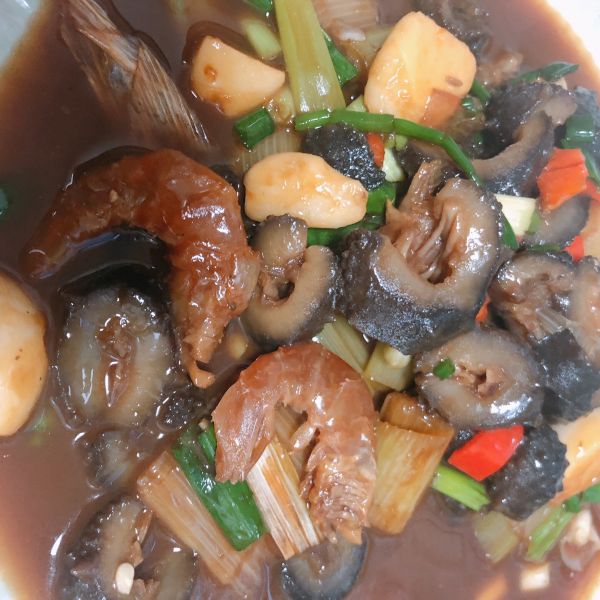 葱烧海参的做法视频(葱烧海参的做法视频教程)