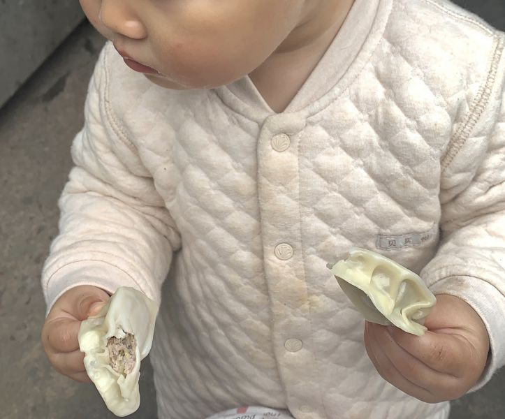 第7步(宝宝香菇鸡心包菜饺子的做法)
