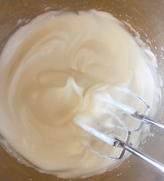 第6步(酸奶仿乳酪蛋糕的做法)