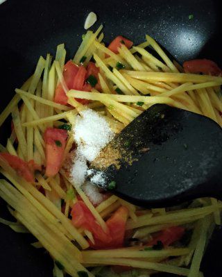 第4步(番茄土豆的做法)