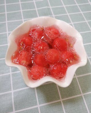 第5步(雪碧西瓜球的做法)