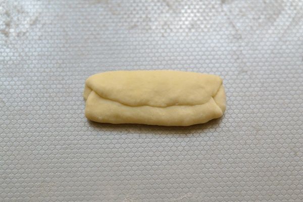 第5步(黄油面包卷的做法)