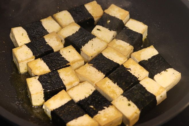 第5步(豆腐抱蛋/海苔豆腐的做法)