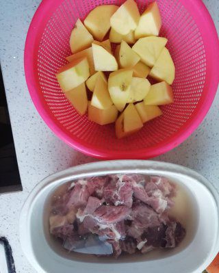 第2步(土豆炖牛肉的做法)