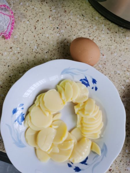 第1步(鸡蛋豆腐的做法)