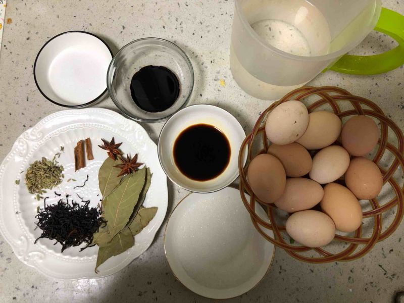 第1步(五香茶叶蛋的做法)