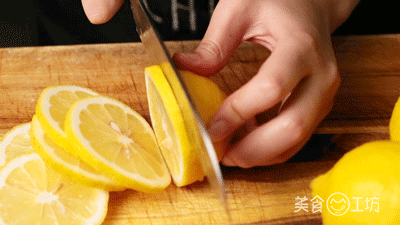 第1步(柠檬二吃-万能的柠檬的做法)