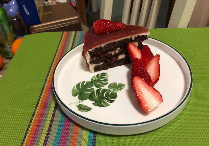 草莓芝士蛋糕成品图
