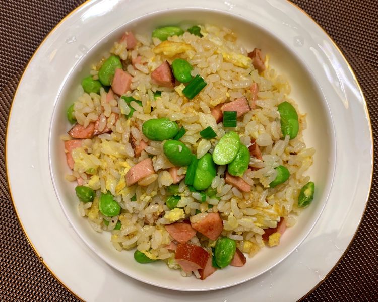 毛豆香肠蛋炒饭