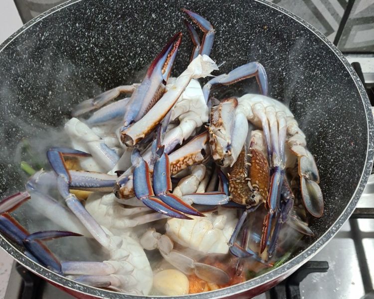 第6步(韩式螃蟹汤的做法)