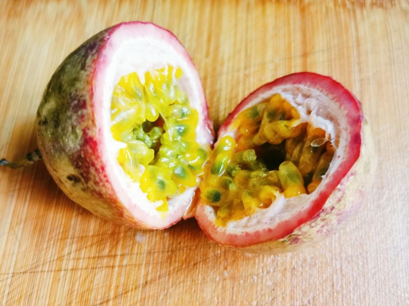 第1步(百香果芒果冻的做法)