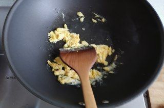 第4步(鸡蛋炒饭的做法)