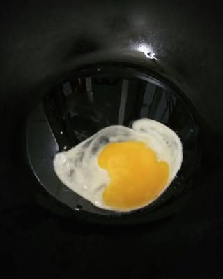 第2步(西红柿鸡蛋拌面的做法)
