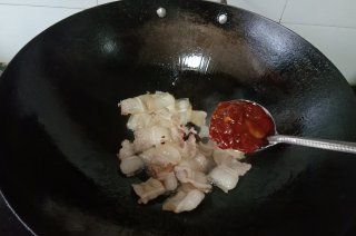 第7步(蒜苗回锅肉的做法)