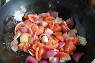 第9步(番茄土豆炖牛肉的做法)
