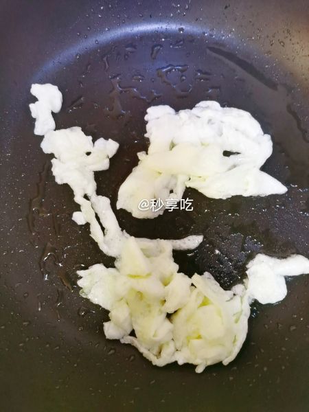 第4步(胡萝卜蛋炒饭的做法)