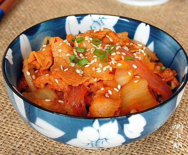 韩式泡菜五花肉成品图