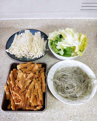 第2步(海鲜锅的做法)