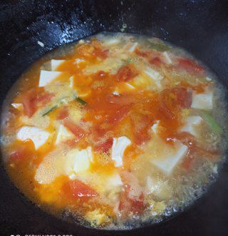 第7步(西红柿豆腐蛋汤的做法)