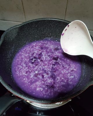 第5步(紫薯粥的做法)