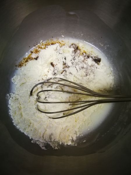 第3步(焦糖咖啡蛋糕卷的做法)