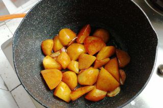 第4步(土豆焖饭的做法)