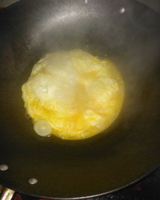 第3步(木耳炒鸡蛋的做法)