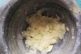 第5步(蒜泥香葱拌豆腐丝的做法)