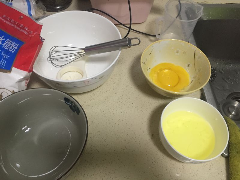 第1步(鸡蛋清布丁的做法)