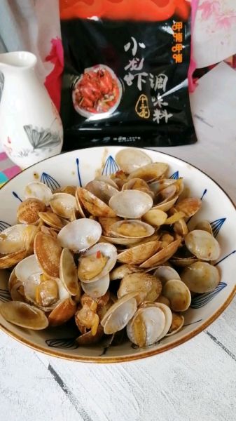 香辣炒蛤蜊成品图