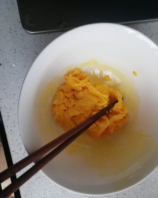 第5步(韭菜炒鸡蛋的做法)