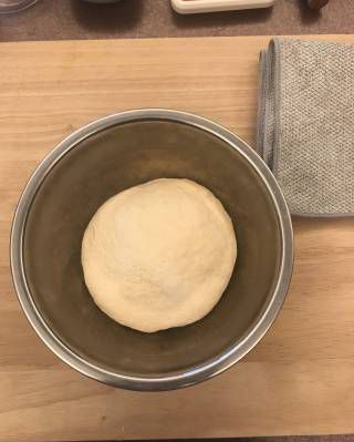 第3步(热狗芝士面包的做法)