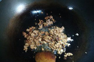 第3步(米豆腐烧肉的做法)
