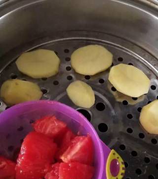 第3步(土豆西红柿泥的做法)